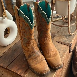 Womens Boots